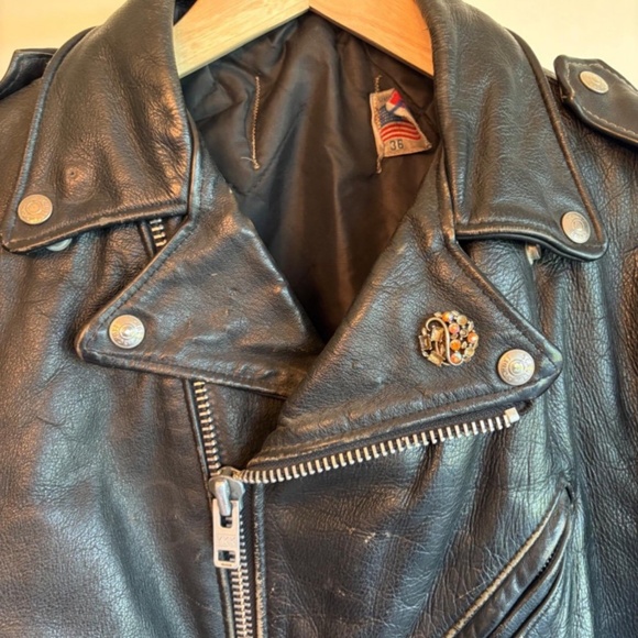 Distress Leather Motorcycle Jacket and Gloves - Picture 4 of 11